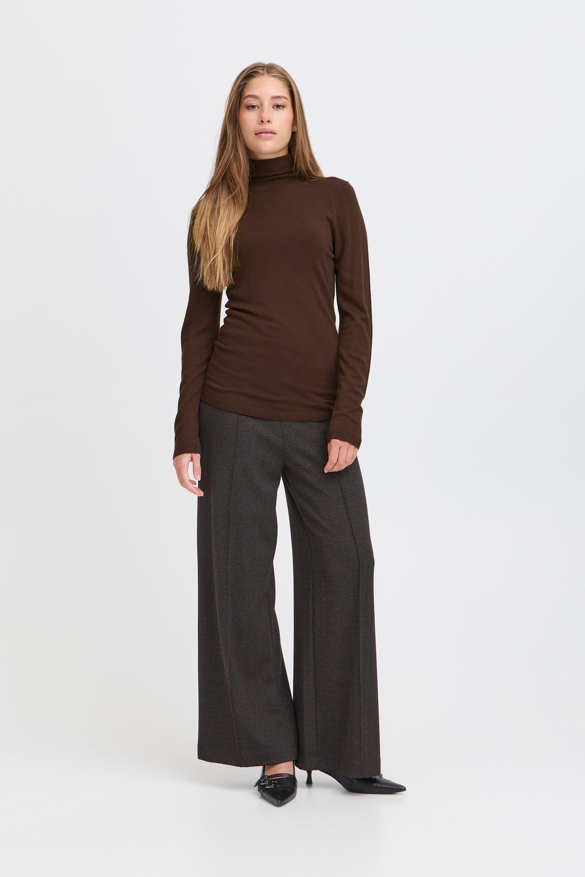 IHMAFA ROLLNECK bruin