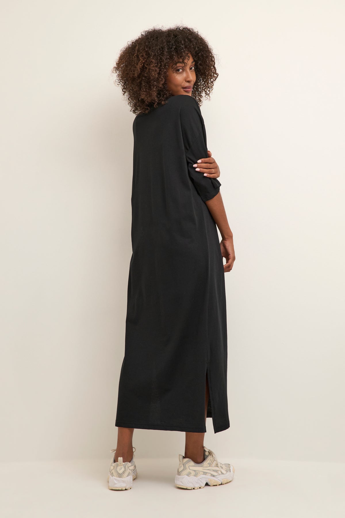 KAEDNA DRESS ZWART
