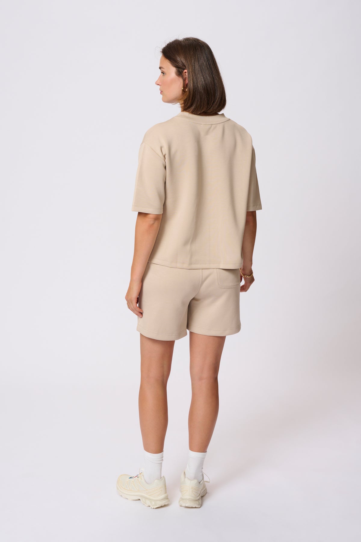 KAANNIKA SHORT beige