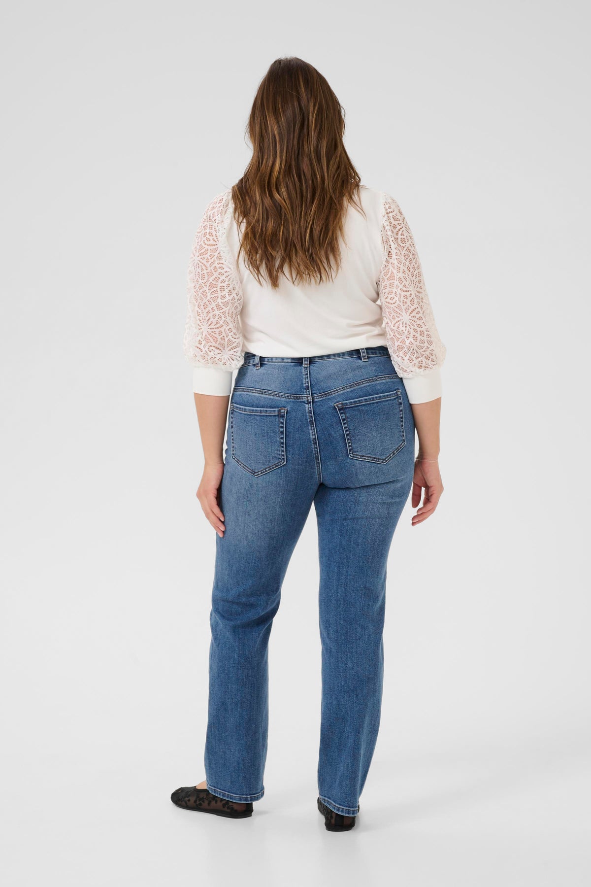 KCDINA STRAIGHT JEANS jeans