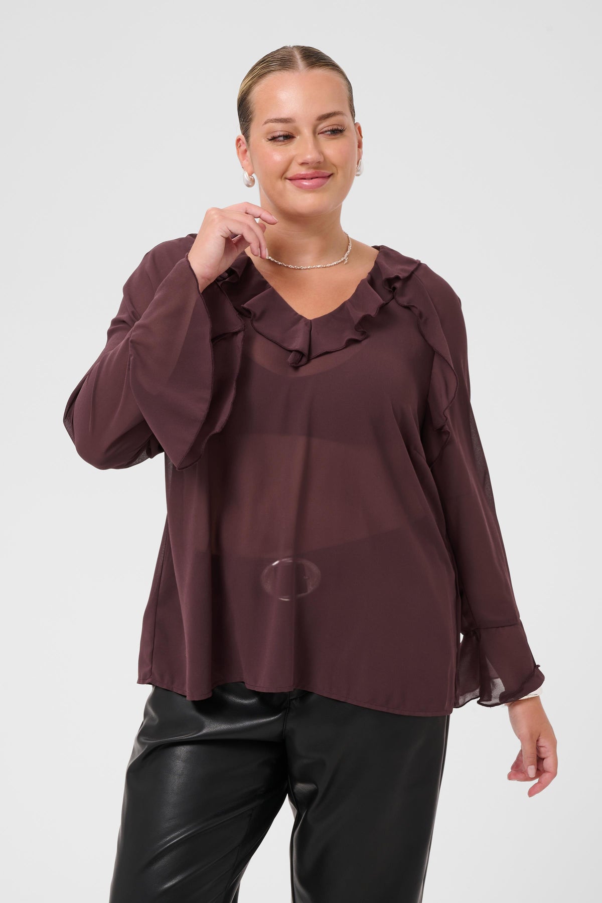 KCESTHA FRILL BLOUSE fudge