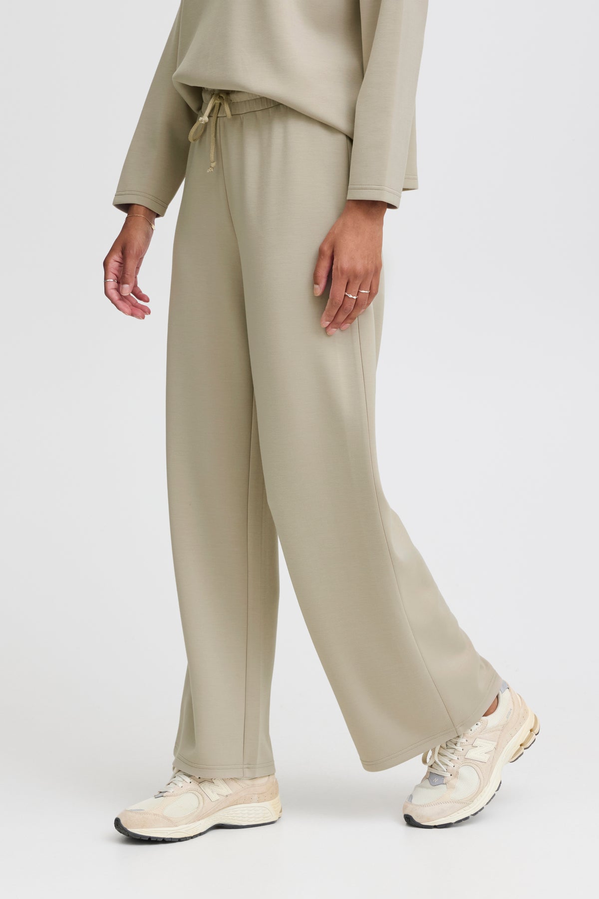 BYPUSTI PANTS beige