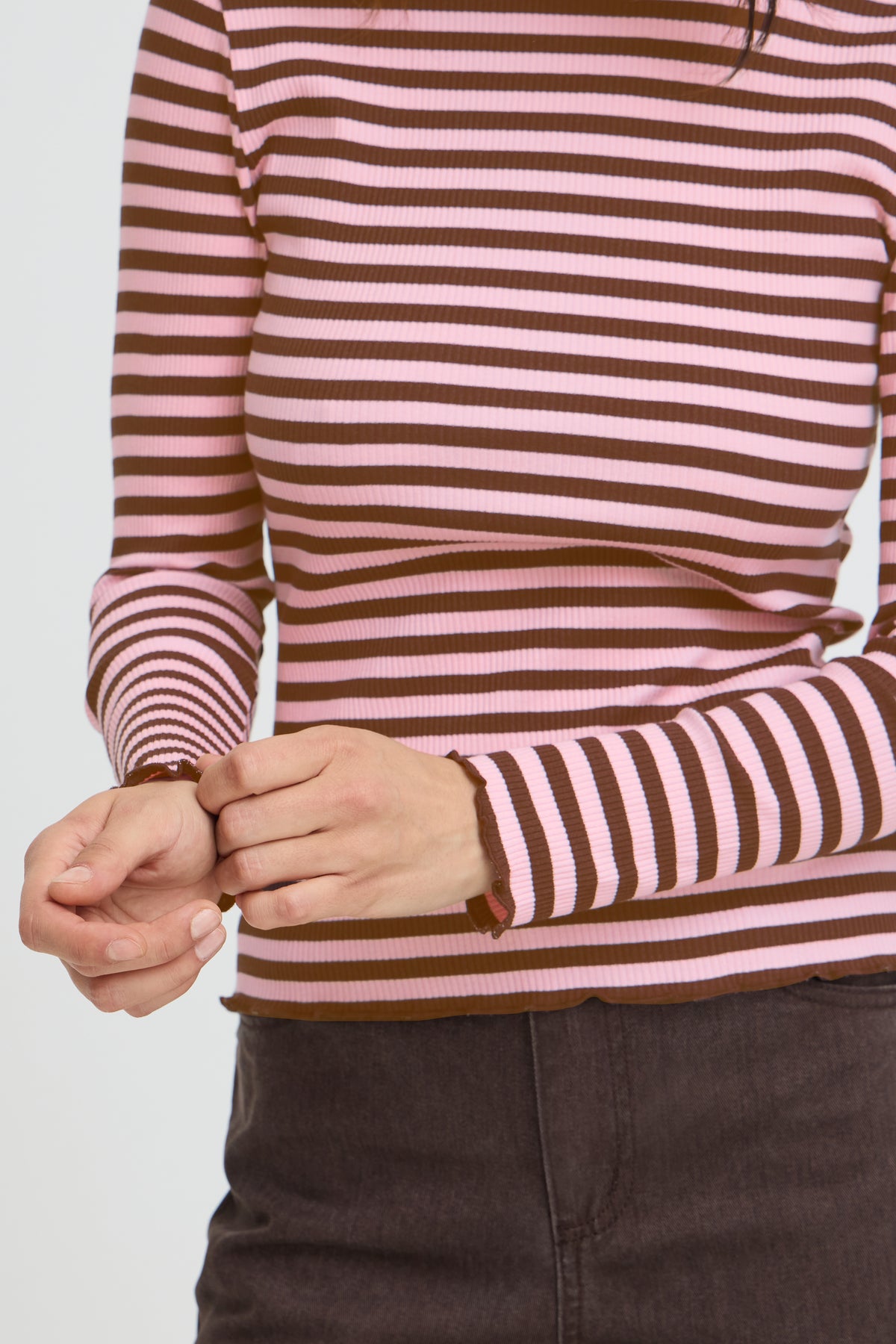 BYSINNE RIB SHIRT bruin/roos