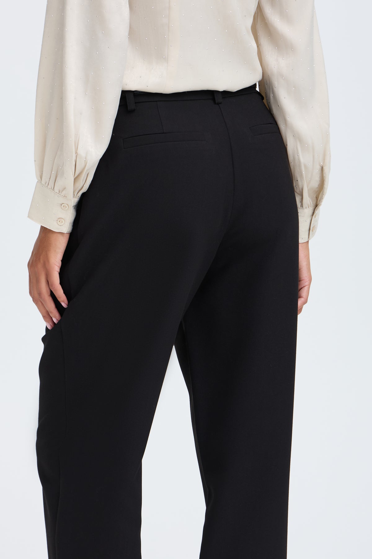 BYDENOA BARREL PANTS zwart