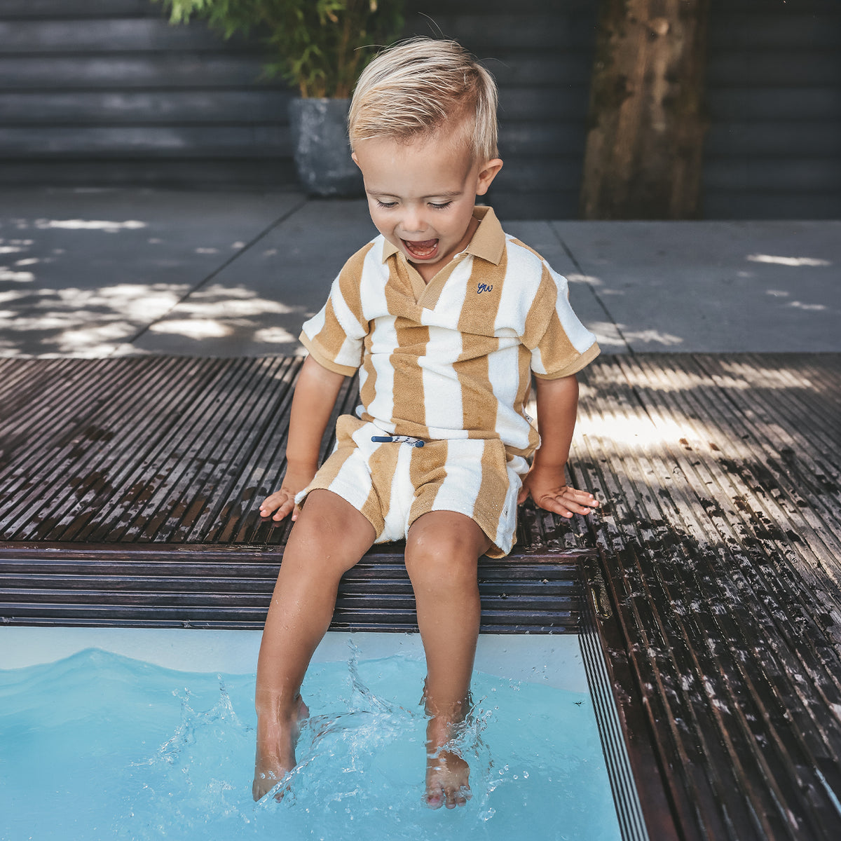 YW BOLD STRIPE SHORT multi