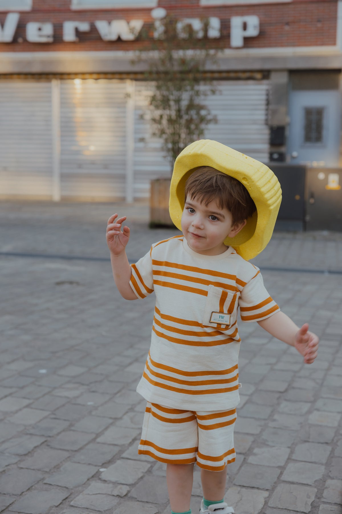 TRIAD STRIPE SHORT oranje/ecru