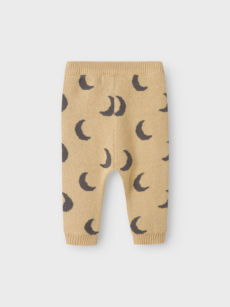 NBMLULIO PANT maan