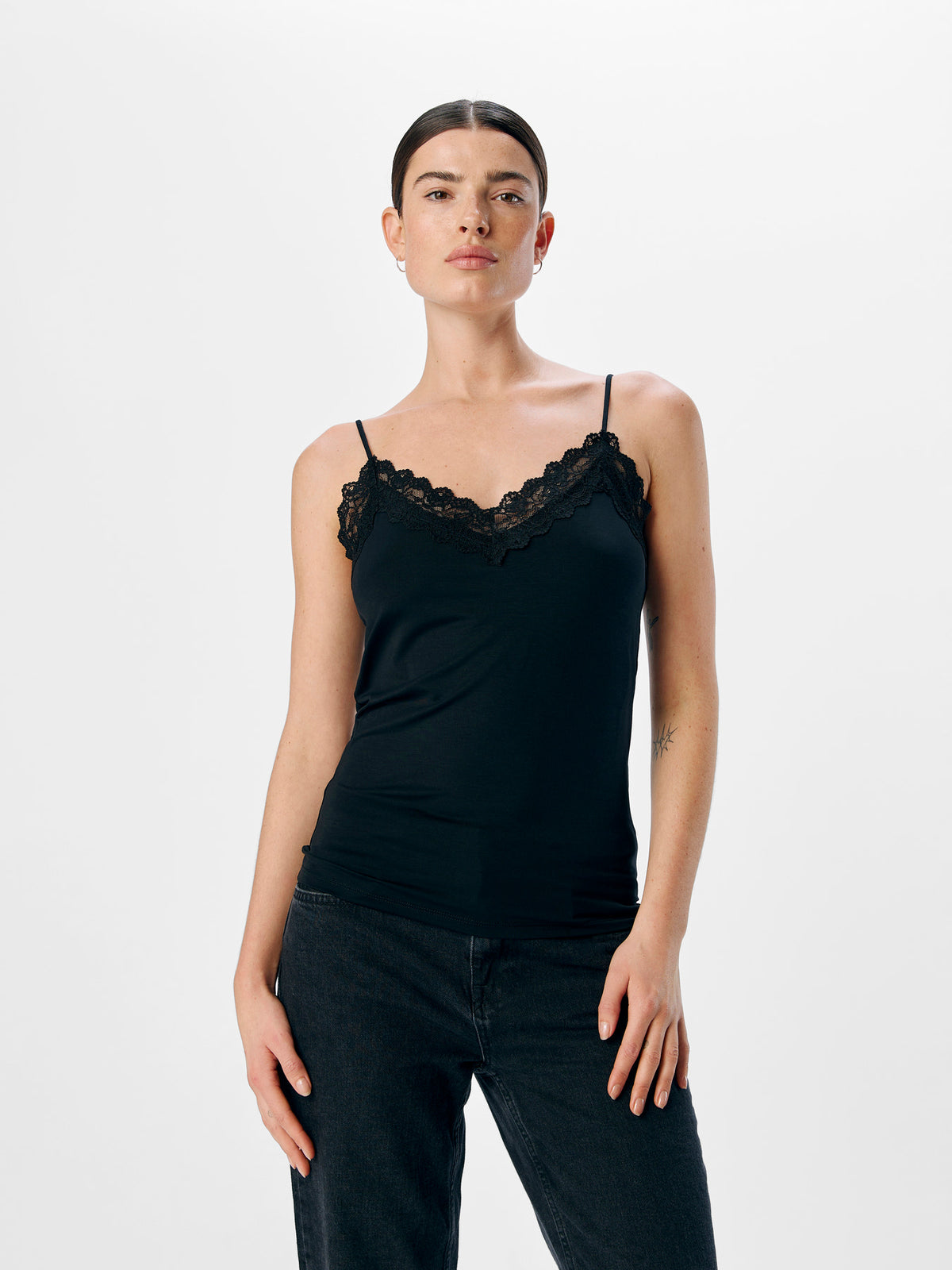 OBJLEENA LACE  TOP zwart