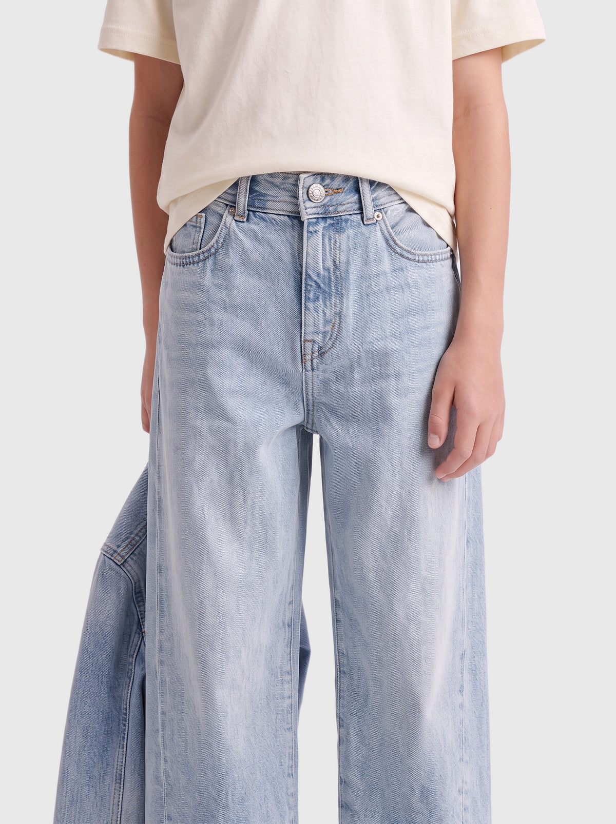 OSJFADE LOOSE TWIST 8142 light jeans