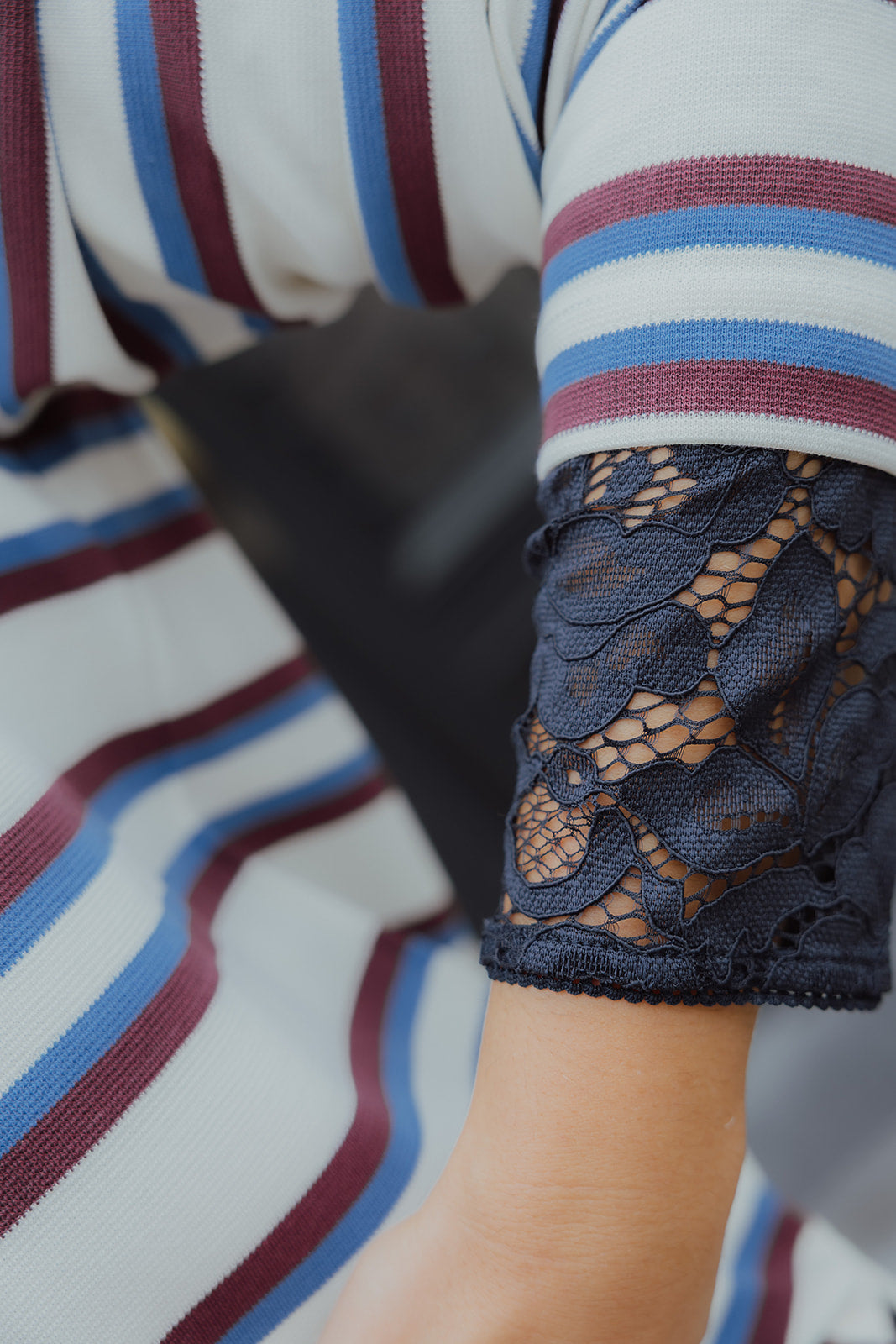 YASLACEY LACE TOP navy