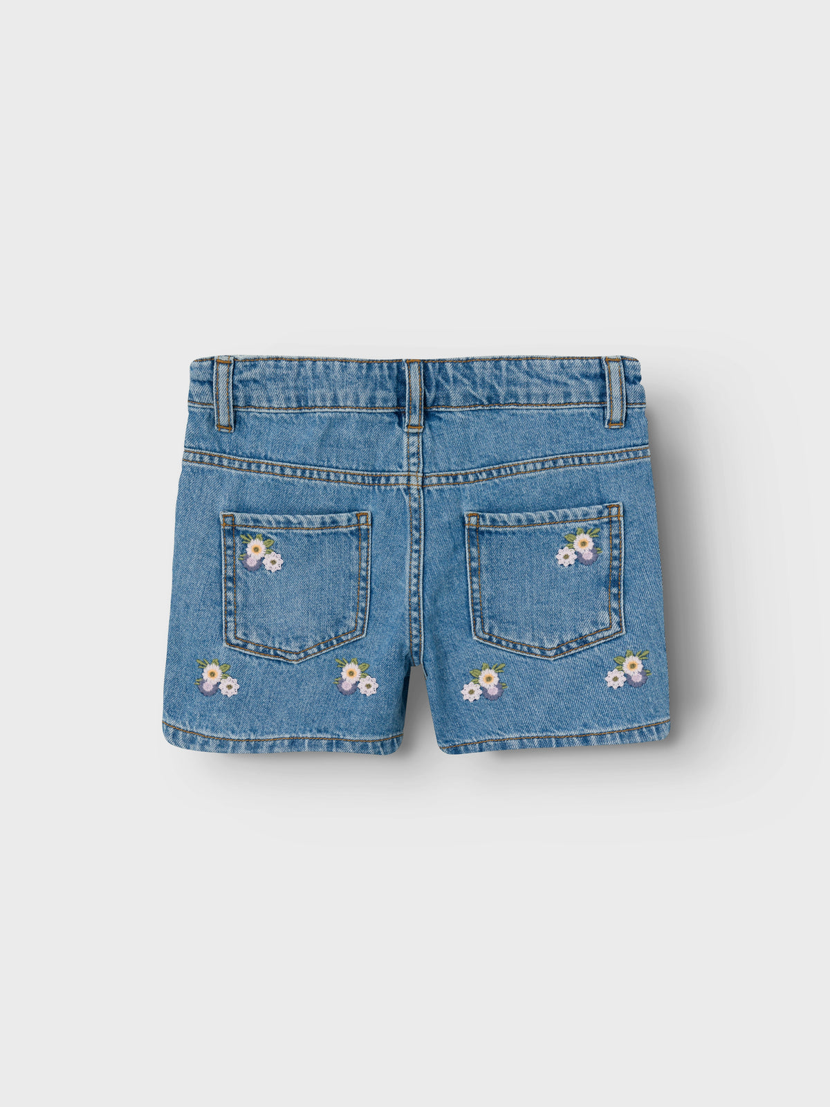 NKFBELLA SHORTS 3674 jeans