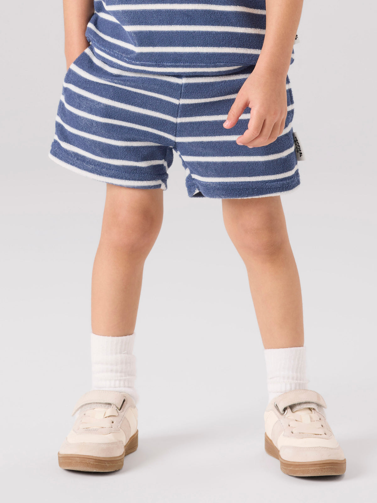 NMMFINTI  TERRY SHORTS blauw streep