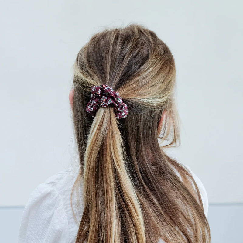 Winter scrunchies