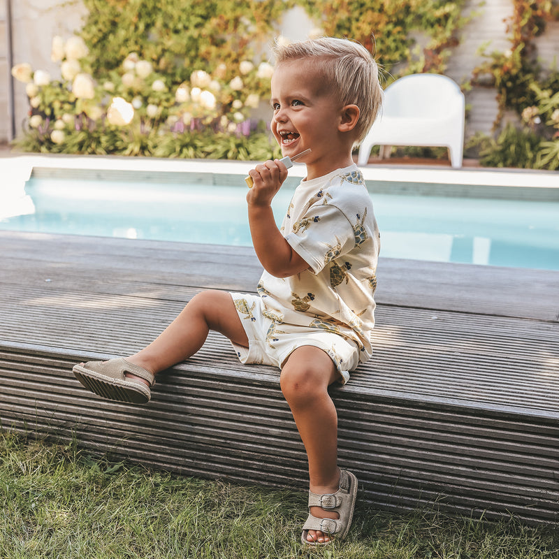 YW COOL TURTLE TEE ecru